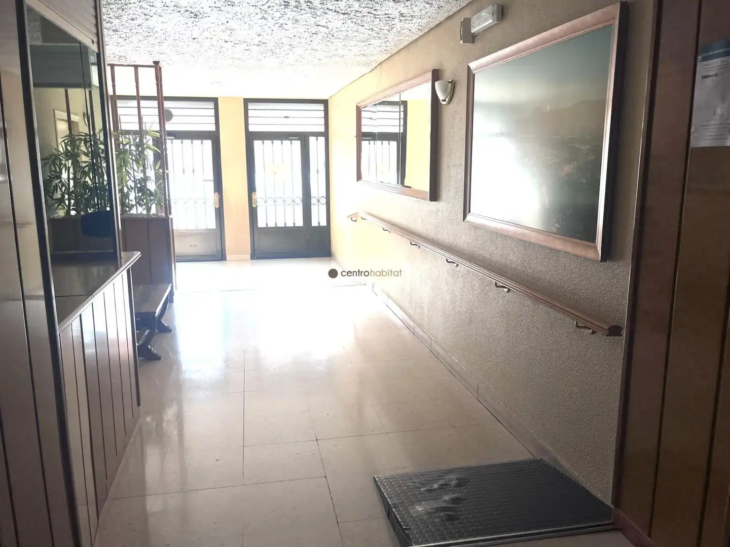 Piso de alquiler en Elda con Balcón
