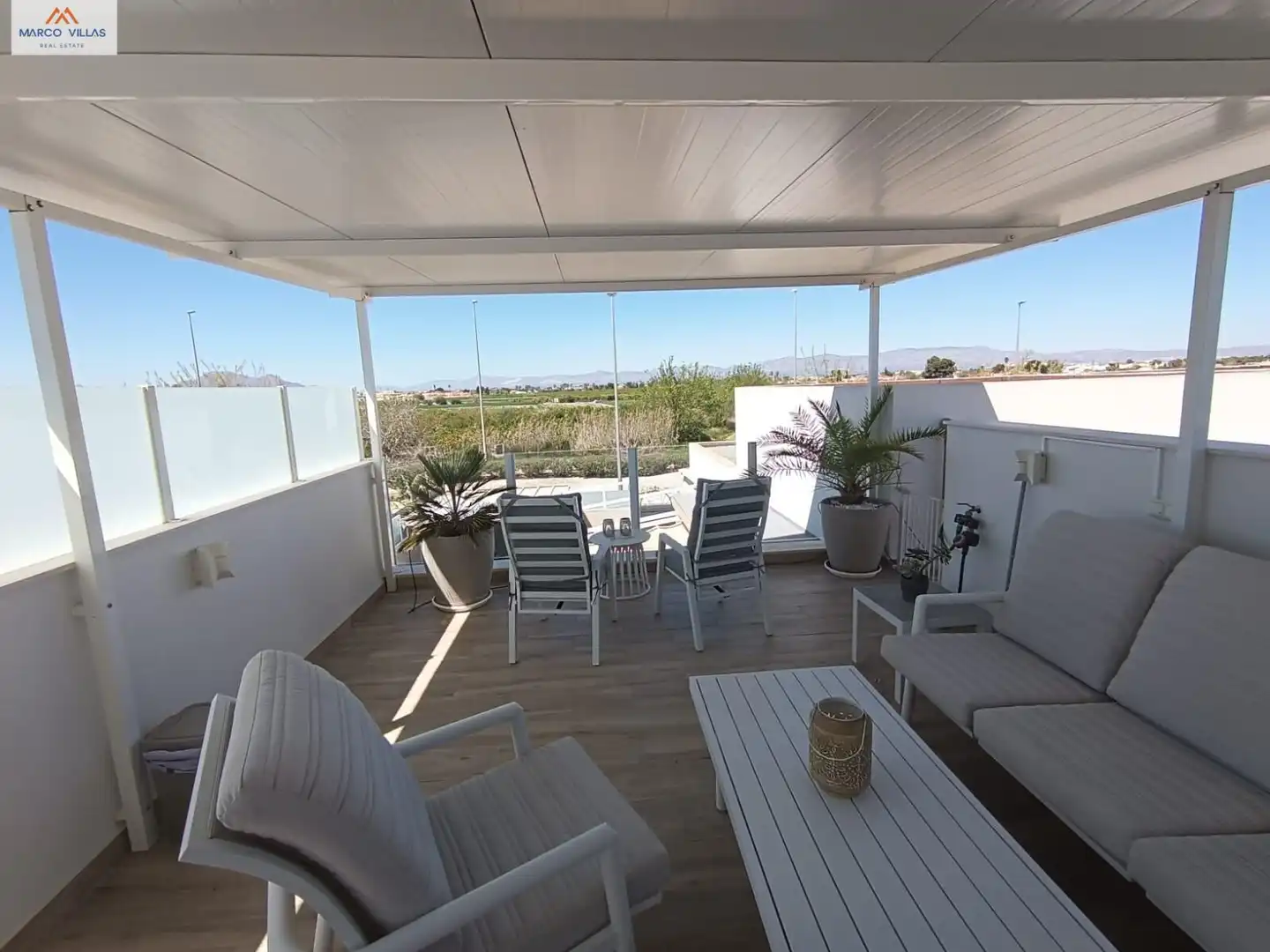 Bungalow con terraza en venta en Daya Nueva