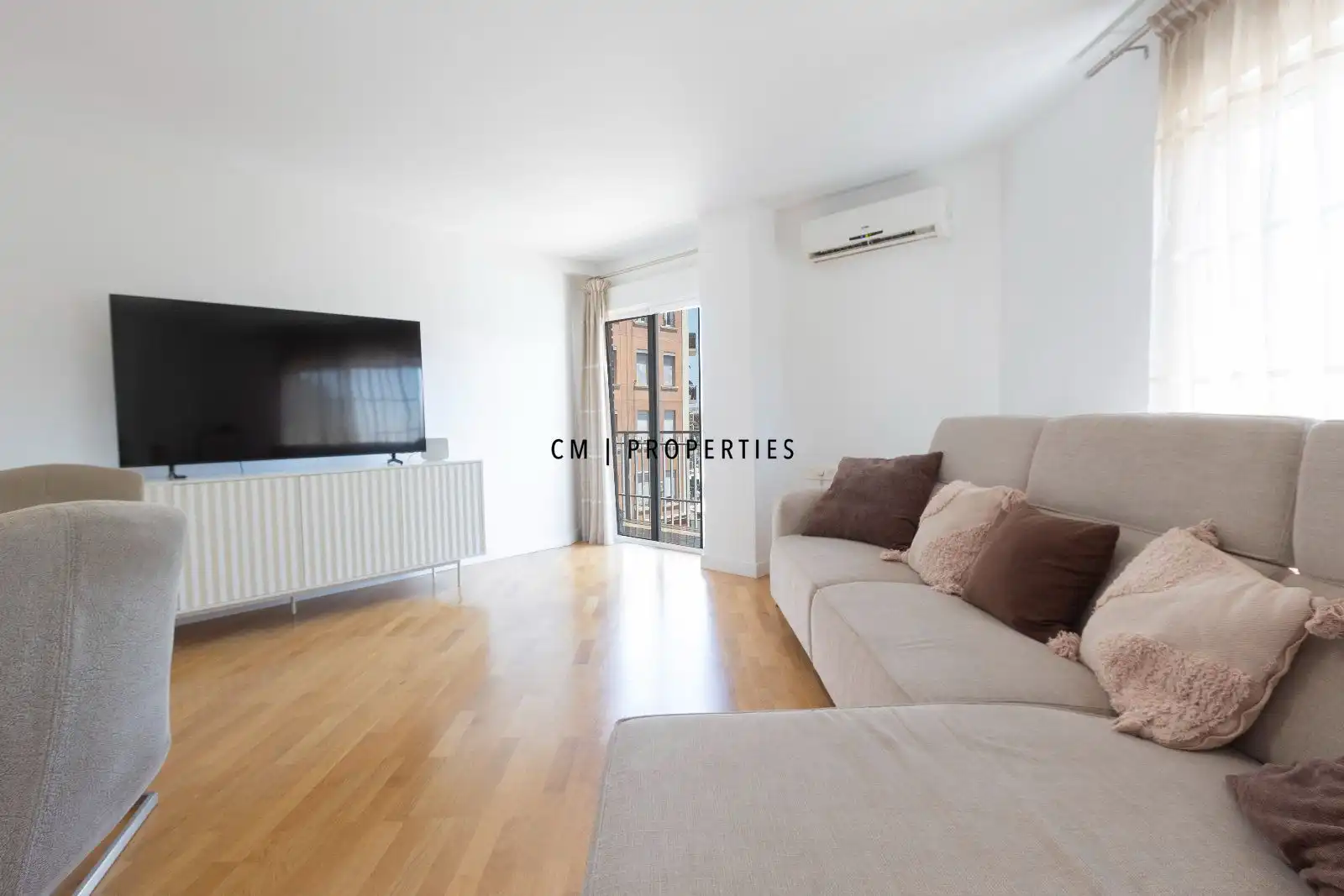 Sala de estar de Piso de alquiler en Valencia con Aire acondicionado, Parquet y Amueblado