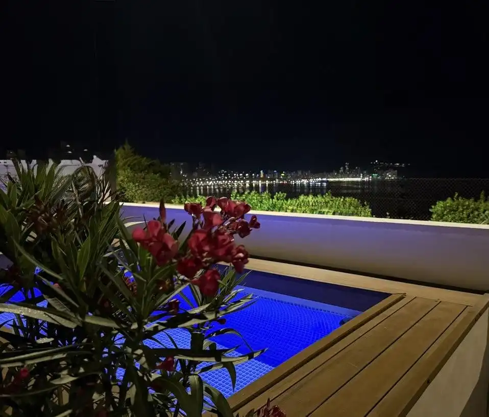 Reihenhaus mit Pool zum Verkauf in Calle Avilés, imagen 13