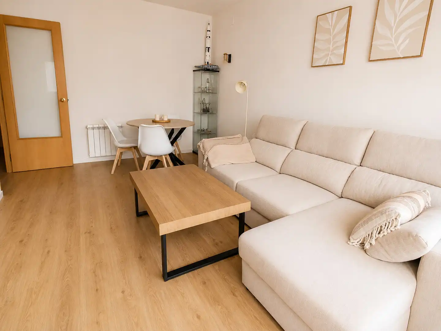 Living room of Flat for sale in Sabadell  with Air Conditioner, Heating and Parquet flooring