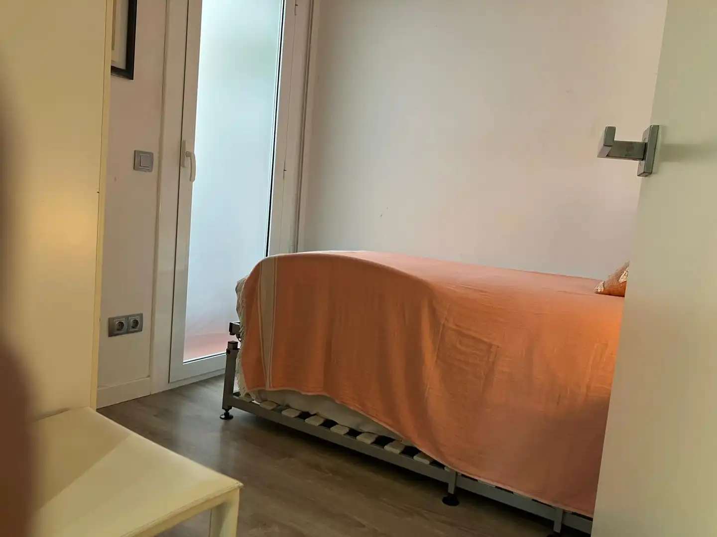 Habitación de Ático en venta en Sitges con Calefacción, Horno y Microondas
