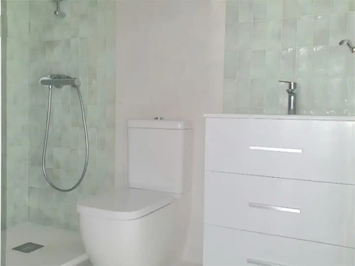 Bany de Àtic en venda en  Sevilla Capital amb Piscina