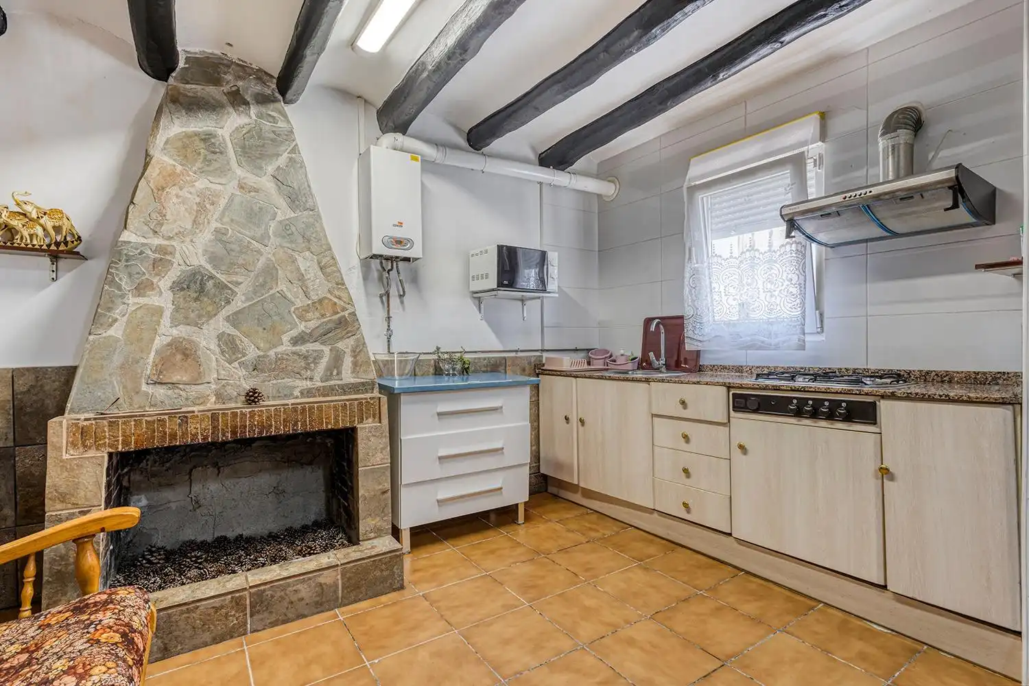 Kitchen of Detached homes for sale in Montmaneu  with Storage room, Furnished and Balcony
