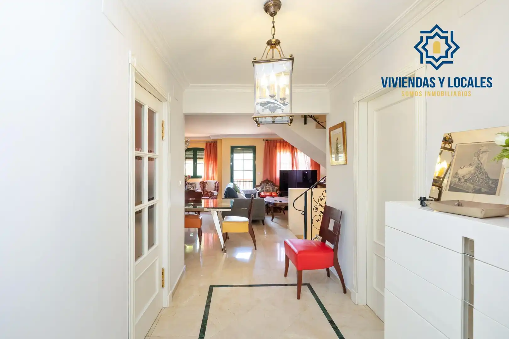 Casa adosada en venta en Granada con Aire acondicionado, Calefacción y Jardín privado