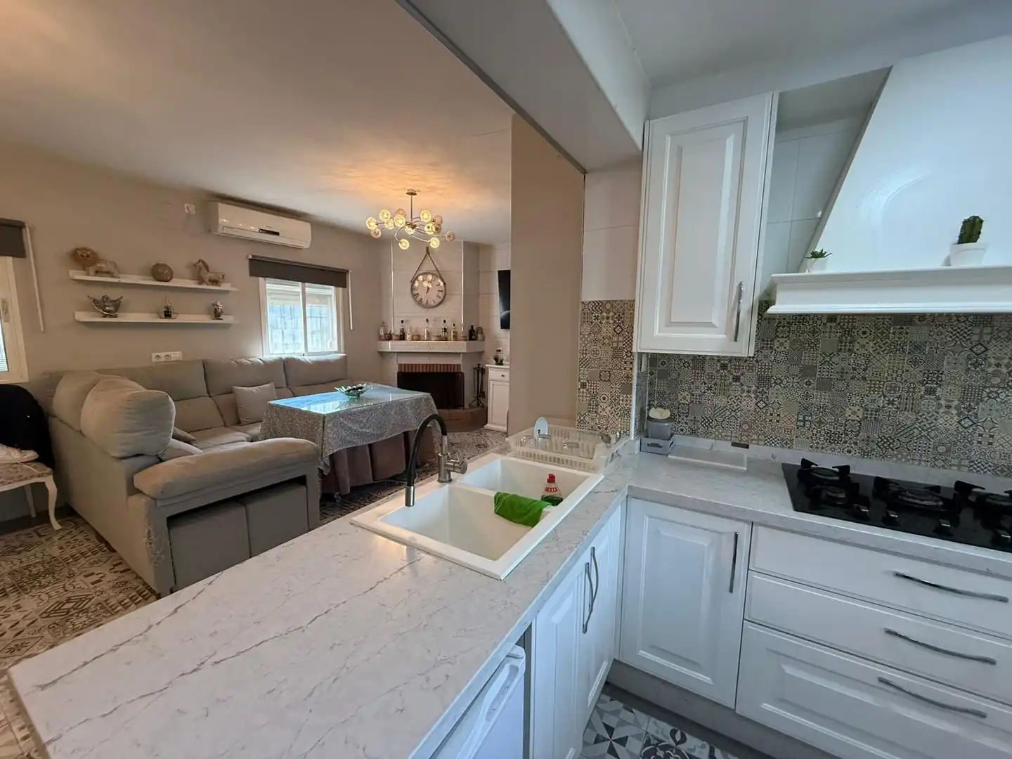 Kitchen of Houses for sale in Utrera  with Private garden, Terrace and Swimming Pool