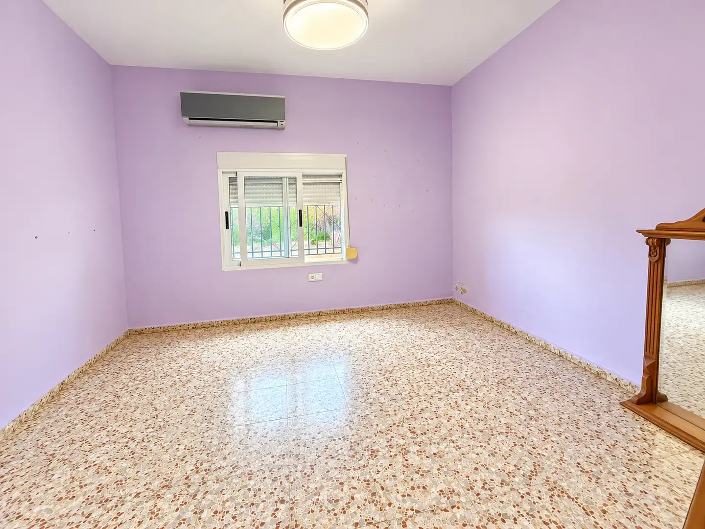 Chalet con piscina en venta en Montserrat, imagen 5