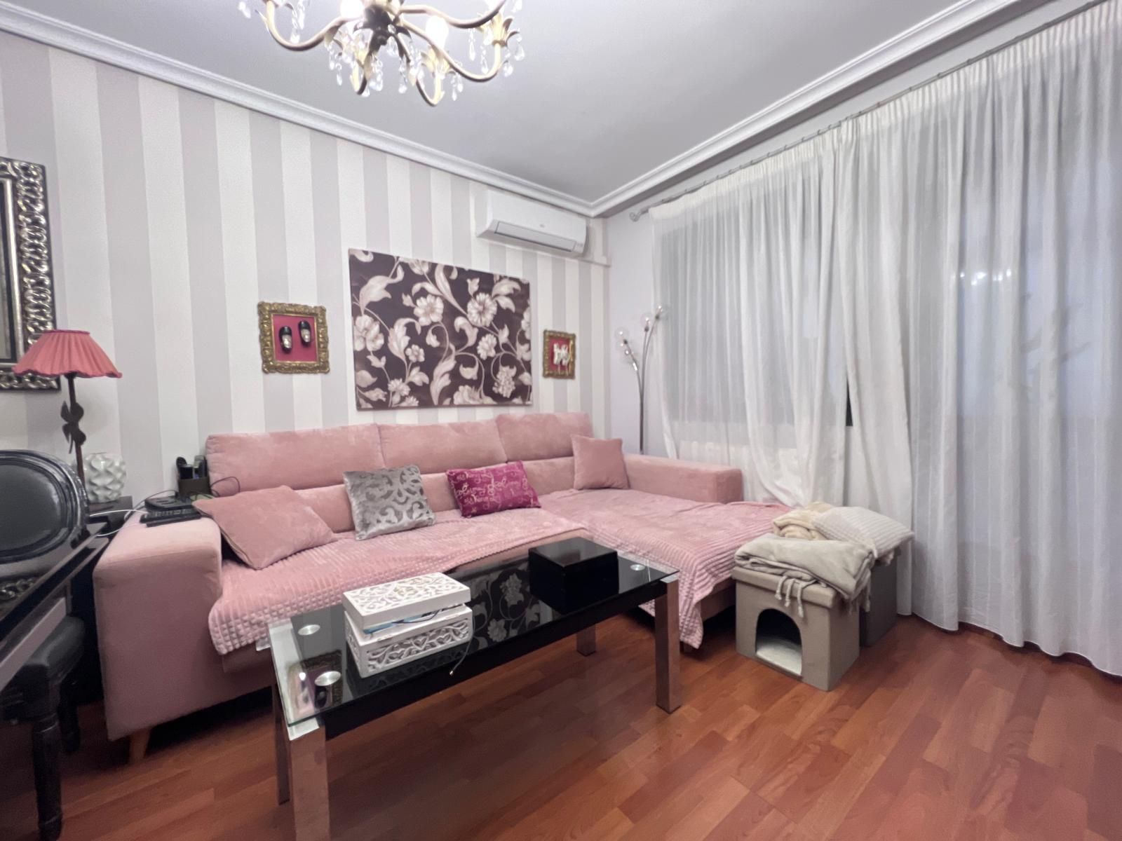 Living room of Flat for sale in Cáceres Capital  with Storage room