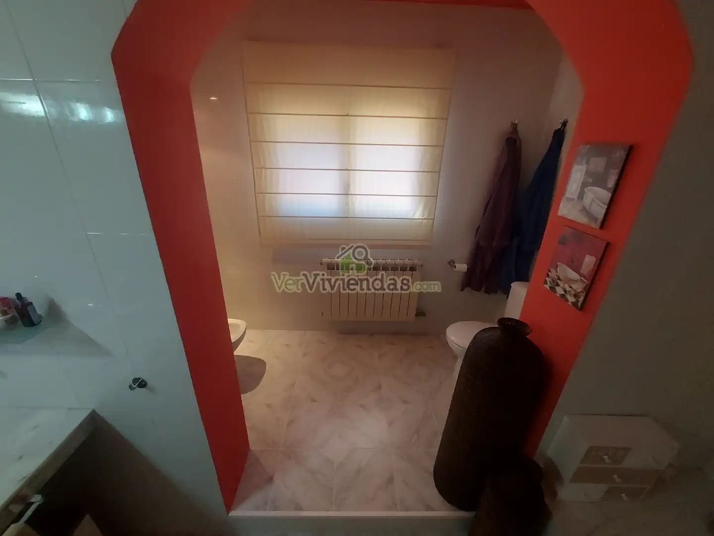 Baño de Casa o chalet en venta en Vallirana con Calefacción, Jardín privado y Terraza