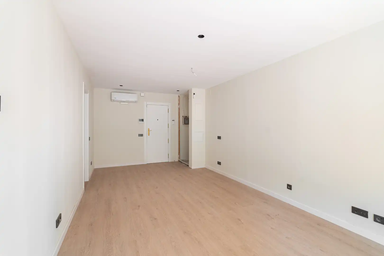 Piso con terraza en venta en Carretera de Barcelona 192, imagen 3