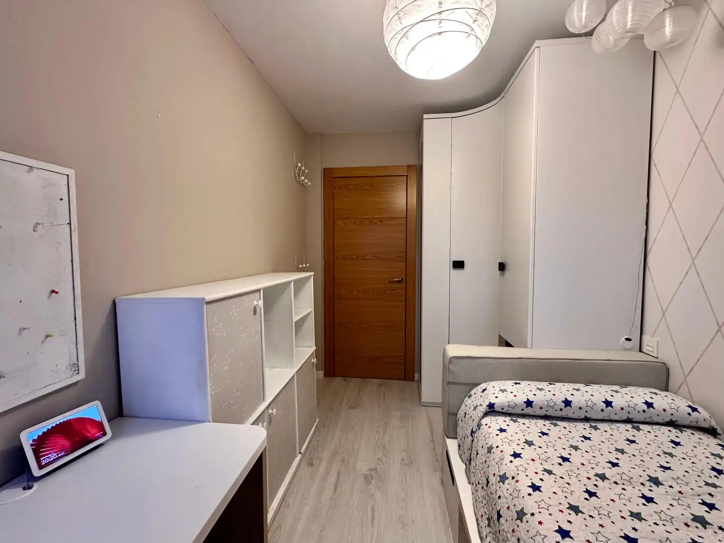 Habitación de Piso en venta en Gijón  con Amueblado