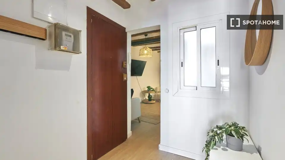 Flat with terrace to rent in Ciutat Vella, imagen 12