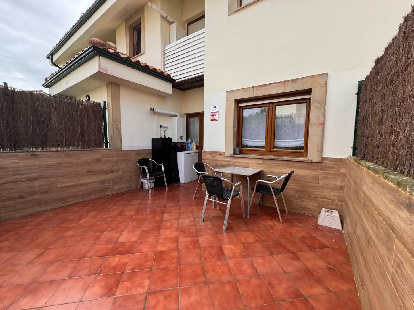 Terrassa de Pis de lloguer en Val de San Vicente  amb Calefacció, Jardí privat i Terrassa