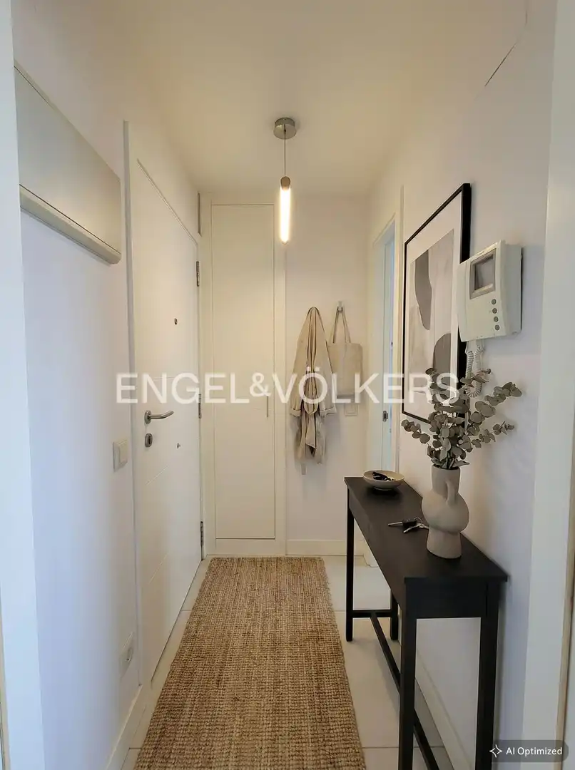 Flat for sale in Madrid  with Heating, Storage room and Swimming Pool