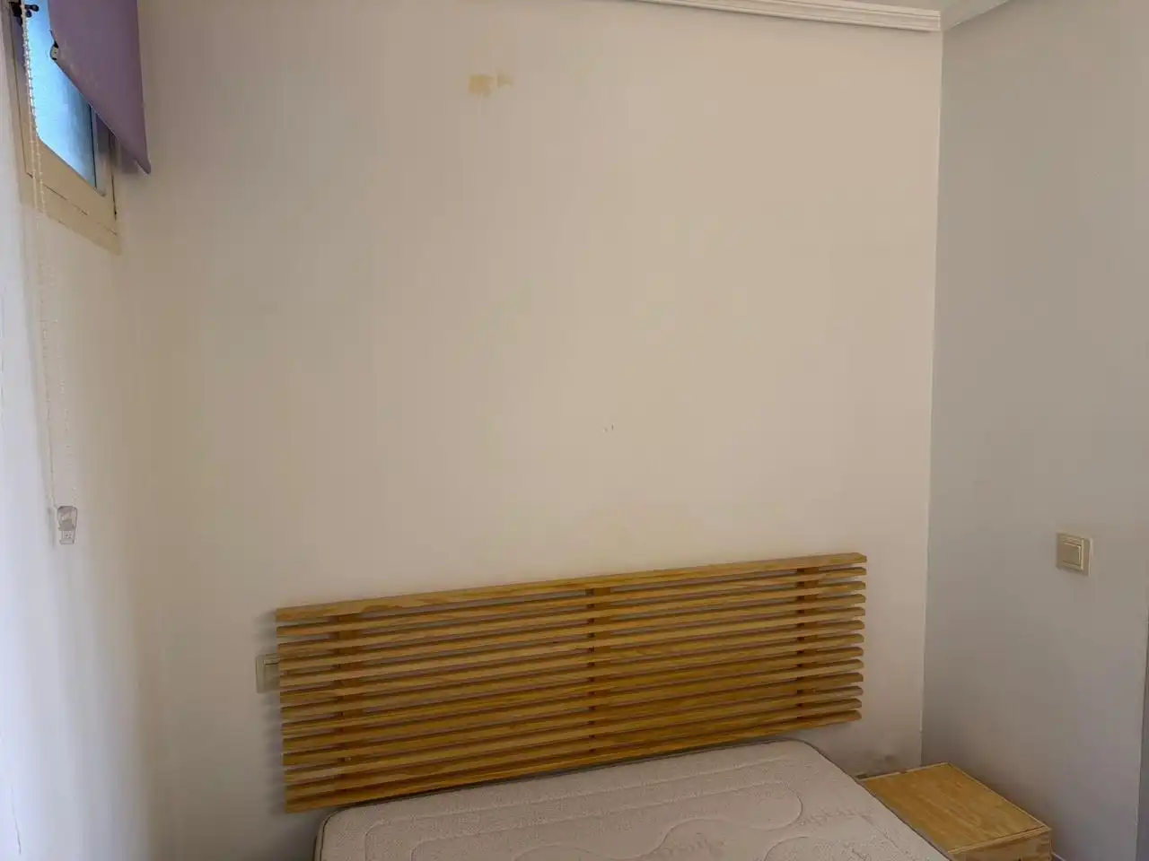 Habitación de Piso en venta en Madrid con Balcón