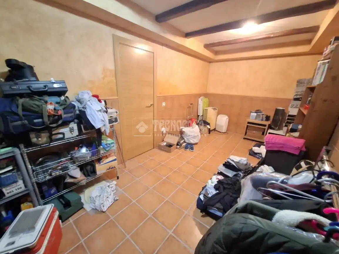 Casa adosada en venta en Ávila con Calefacción, Amueblado y Balcón