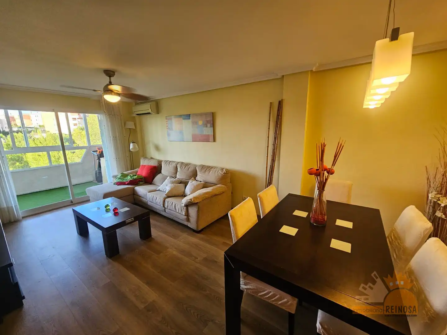 Sala de estar de Piso en venta en Molina de Segura con Aire acondicionado, Calefacción y Jardín privado
