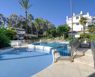 Jardí de Planta baixa de lloguer en Marbella amb Aire condicionat, Terrassa i Piscina