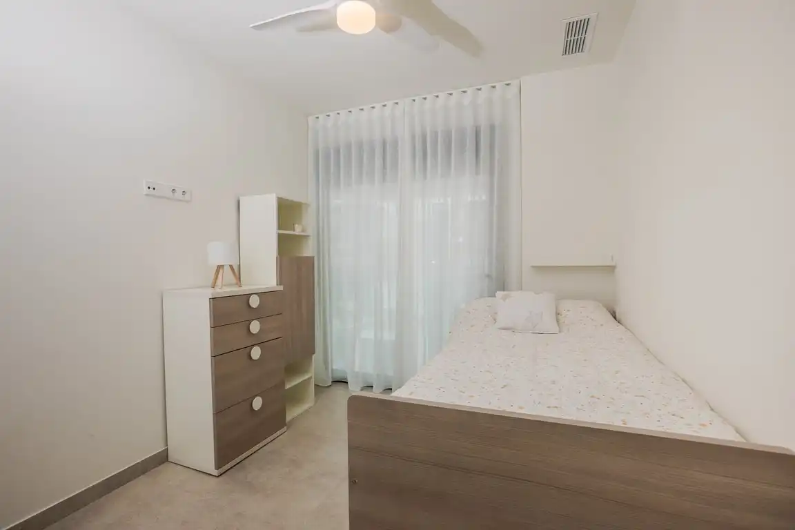 Schlafzimmer von Wohnungen zur Miete in Jávea / Xàbia mit Klimaanlage, Privatgarten und Schwimmbad