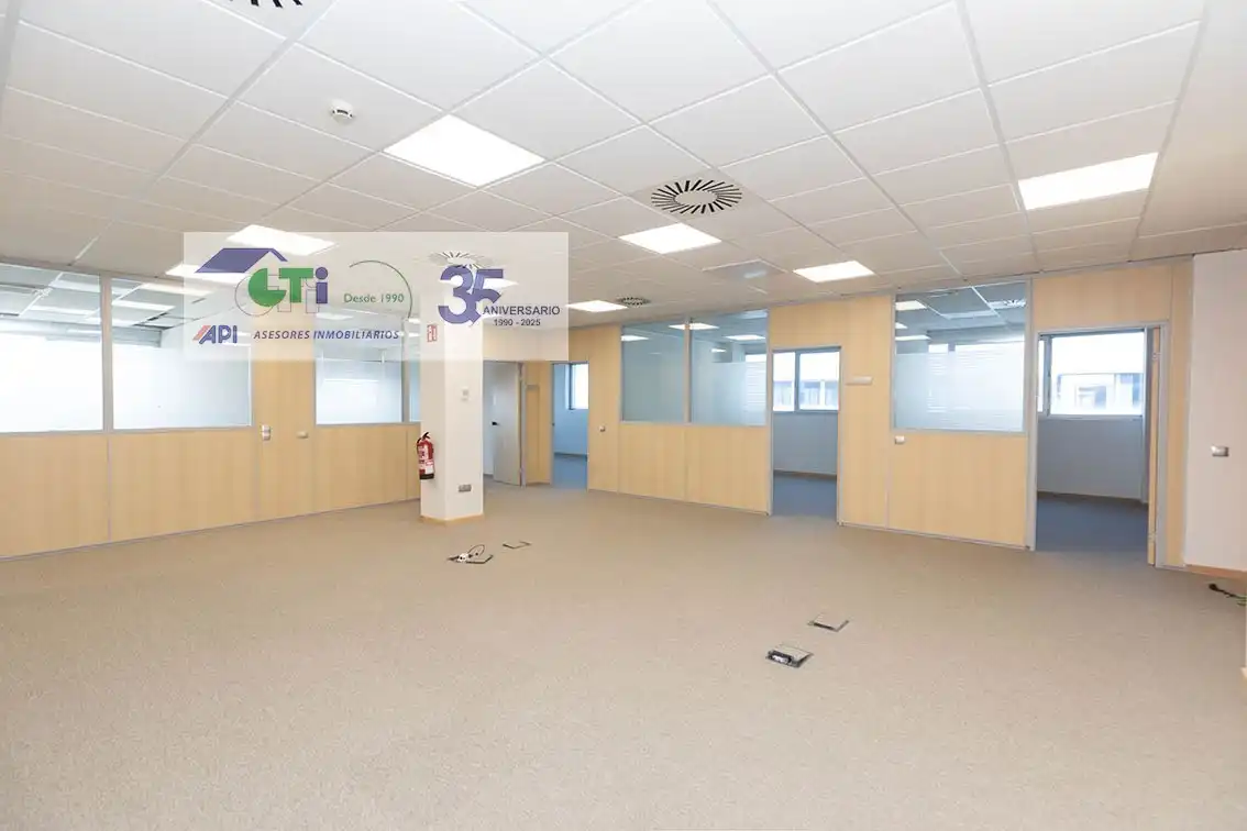 Office space to rent in C/Bari, imagen 36