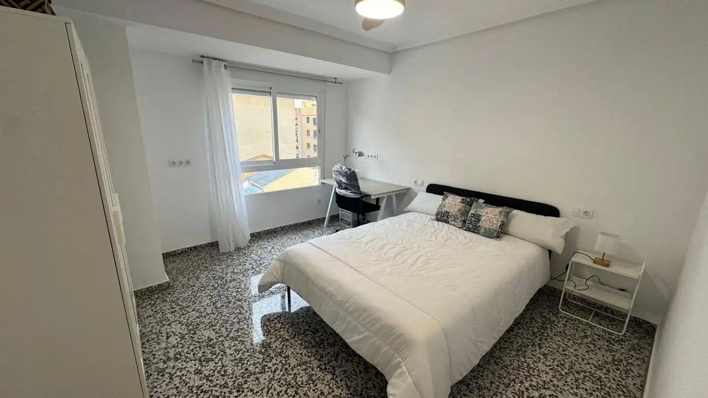 Zimmer in Mestre Marçal, Torrefiel