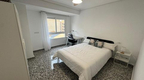 Foto 3 von Zimmer in Mestre Marçal, Torrefiel, Valencia Capital