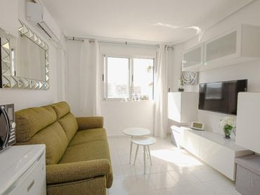 Estudio con piscina en venta en Nueva Torrevieja - Aguas Nuevas
