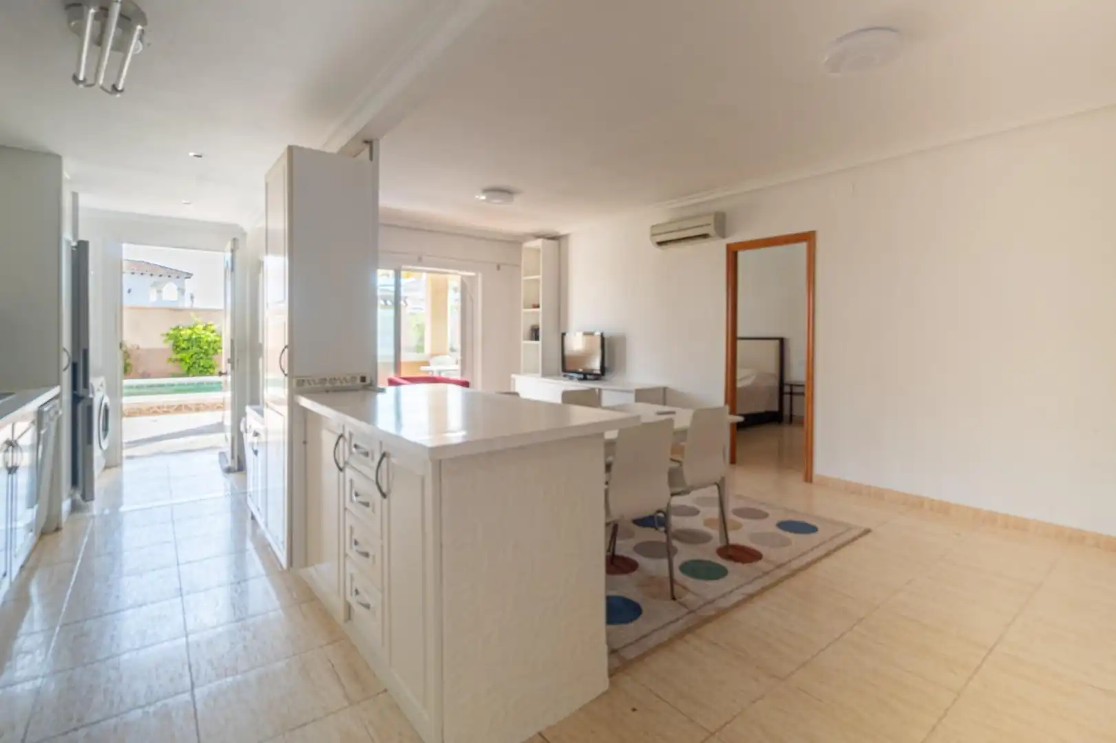 Cuina de Casa o xalet en venda en Orihuela amb Aire condicionat, Jardí privat i Terrassa