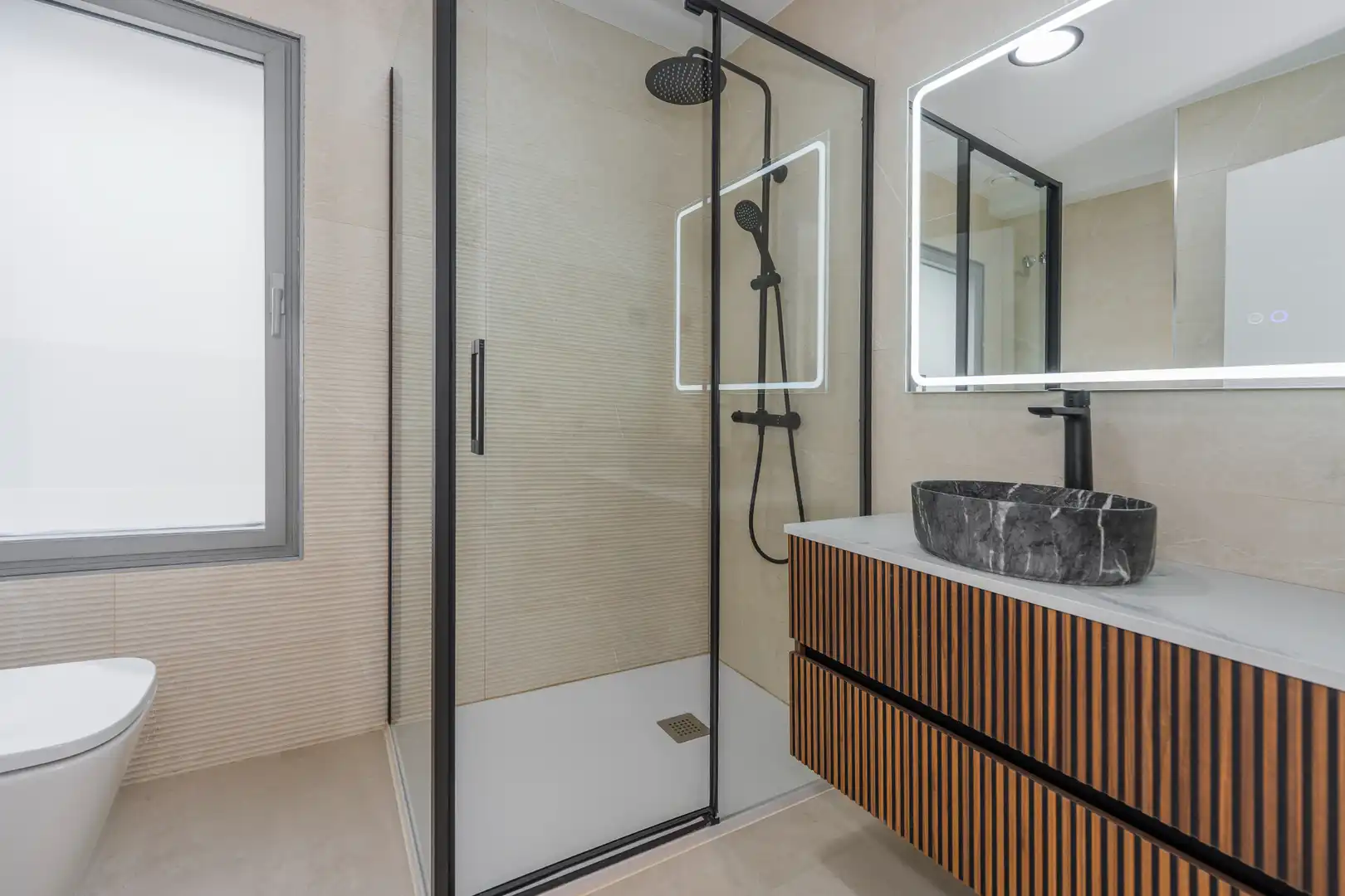 Dúplex con balcón en venta en Paseo de Europa, imagen 3