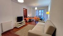 Living room of Flat for sale in Castro-Urdiales  with Heating, Terrace and Community pool