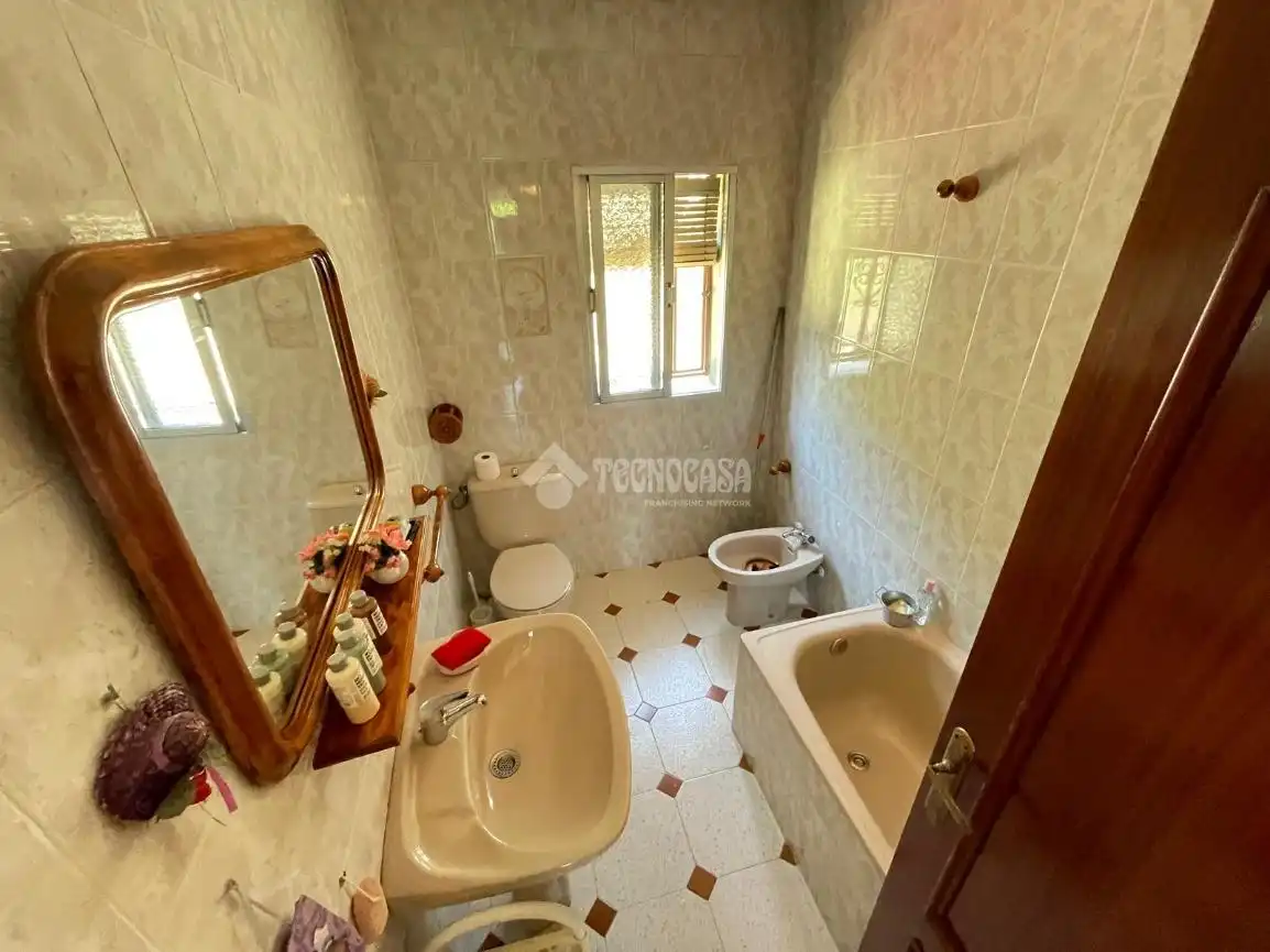 Baño de Casa adosada en venta en Badajoz con Aire acondicionado
