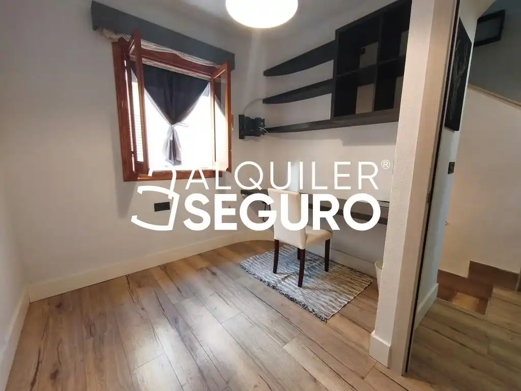Dormitori de Casa o xalet de lloguer en Santa Pola amb Aire condicionat, Calefacció i Terrassa