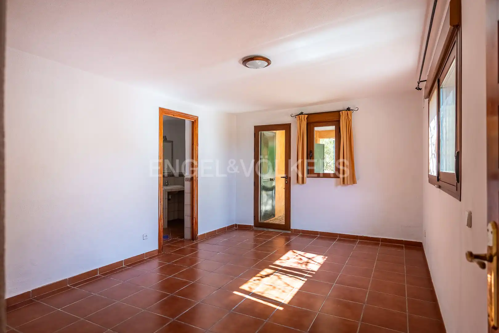 Finca rústica en venta en El Castillo de las Guardas con Calefacción, Jardín privado y Terraza