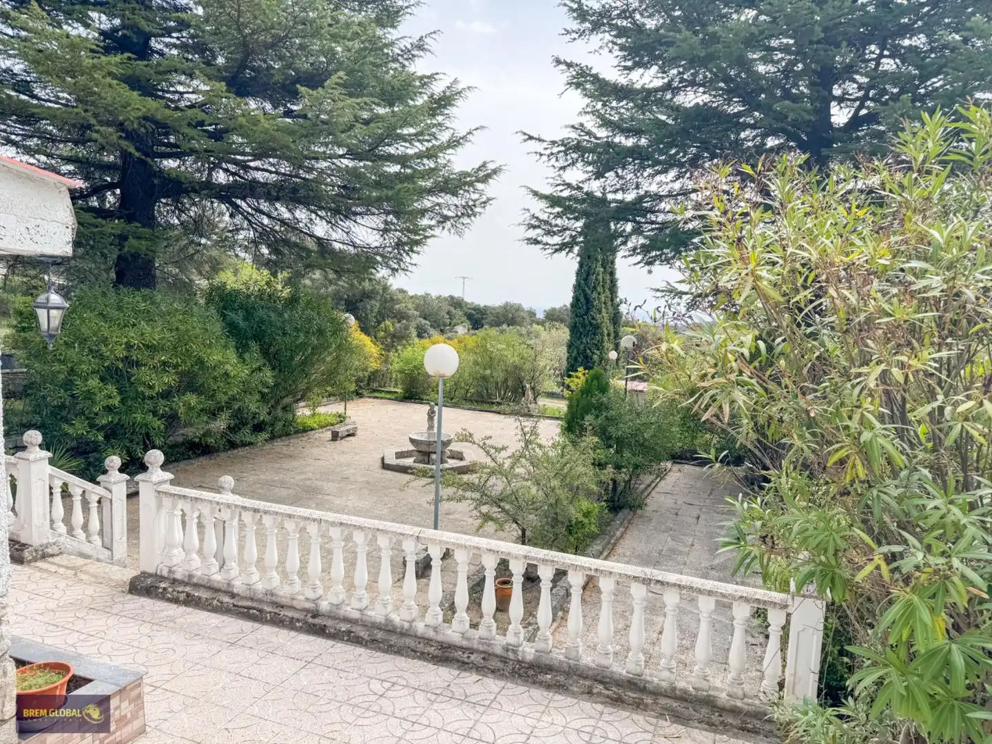 Jardín de Casa o chalet en venta en La Cabrera con Aire acondicionado, Calefacción y Jardín privado