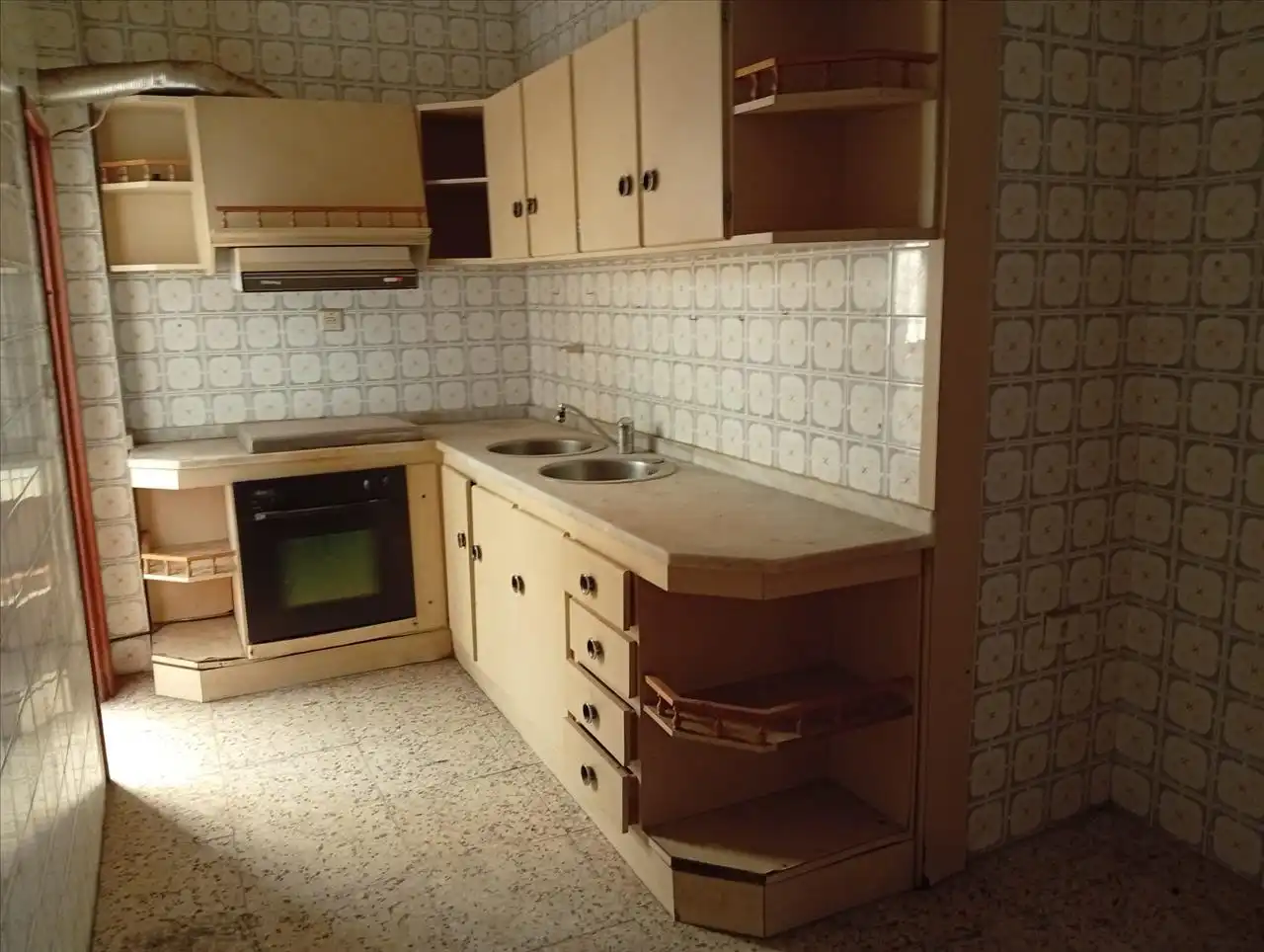 Küche von Wohnung zum Verkauf in Berja mit Balkon