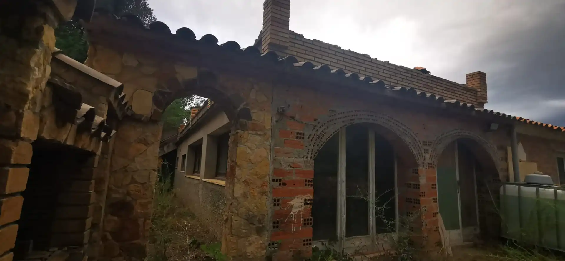 Vista exterior de Finca rústica en venta en Palol de Revardit con Jardín privado, Terraza y Trastero