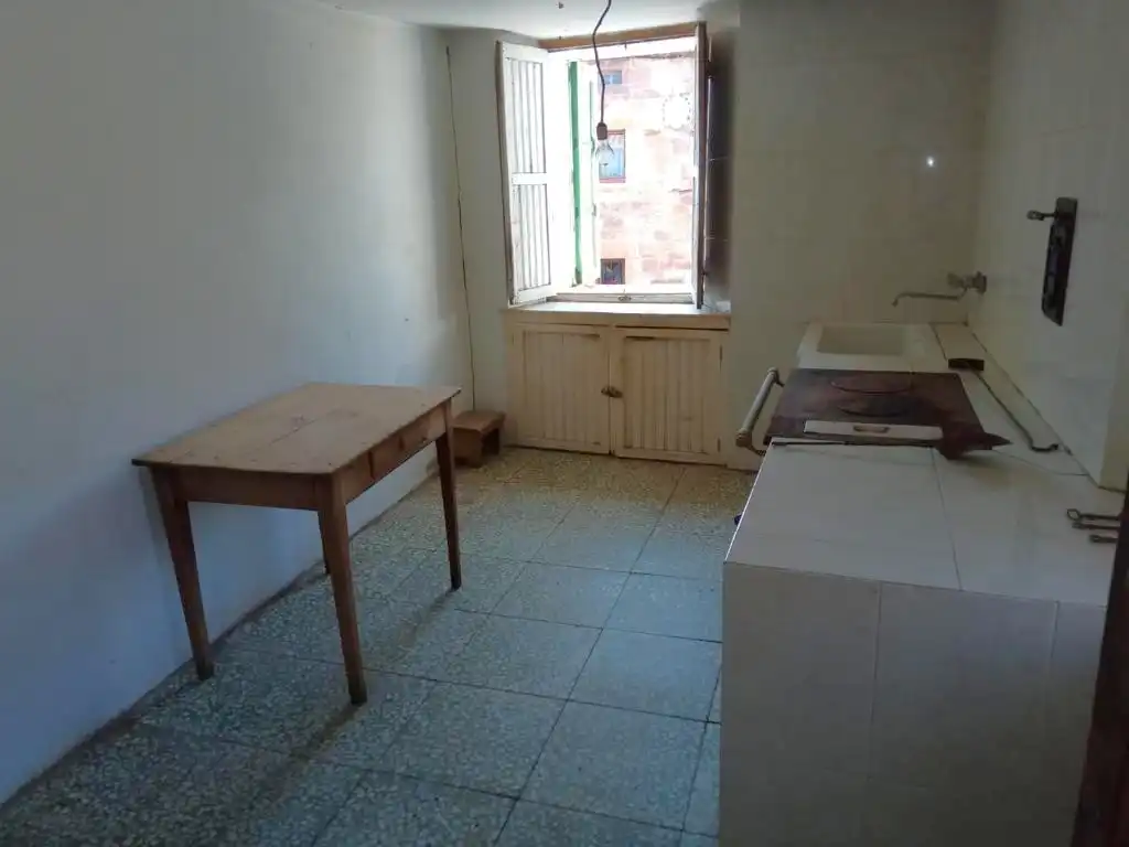 Cuina de Casa adosada en venda en Valderredible amb Jardí privat, Terrassa i Traster