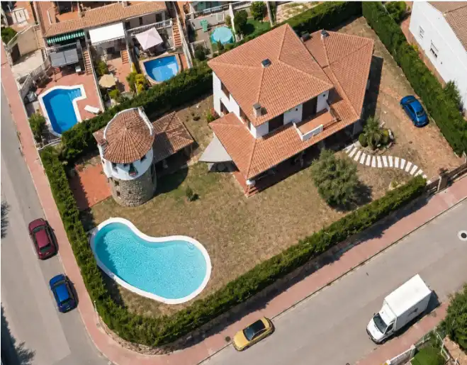 Villa à vendre à Carrer Pep Ventura 18