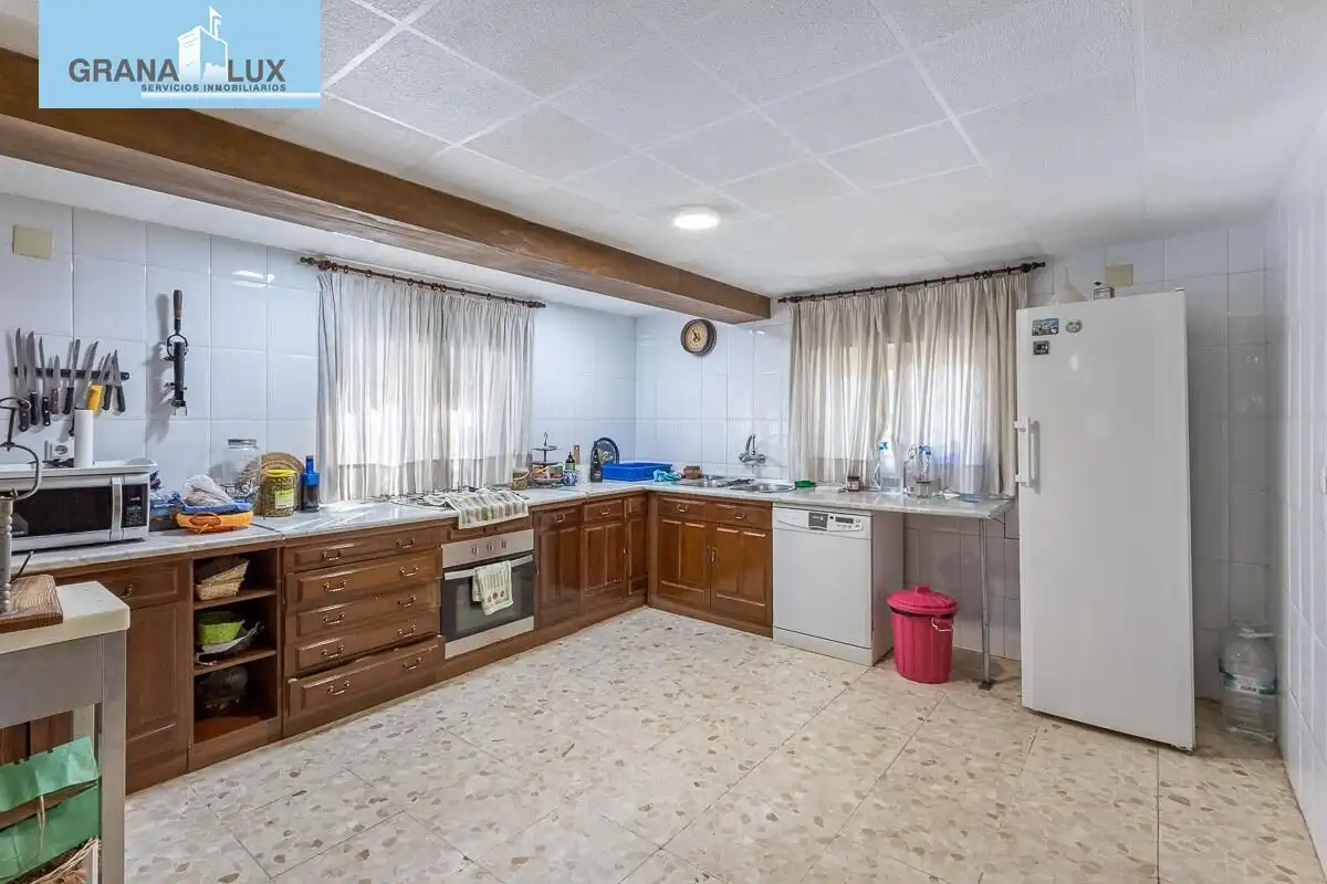 Chalet con piscina en venta en Calle Olmo, imagen 10