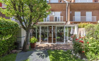 Garden of House or chalet for sale in  Madrid Capital  with Air Conditioner and Terrace