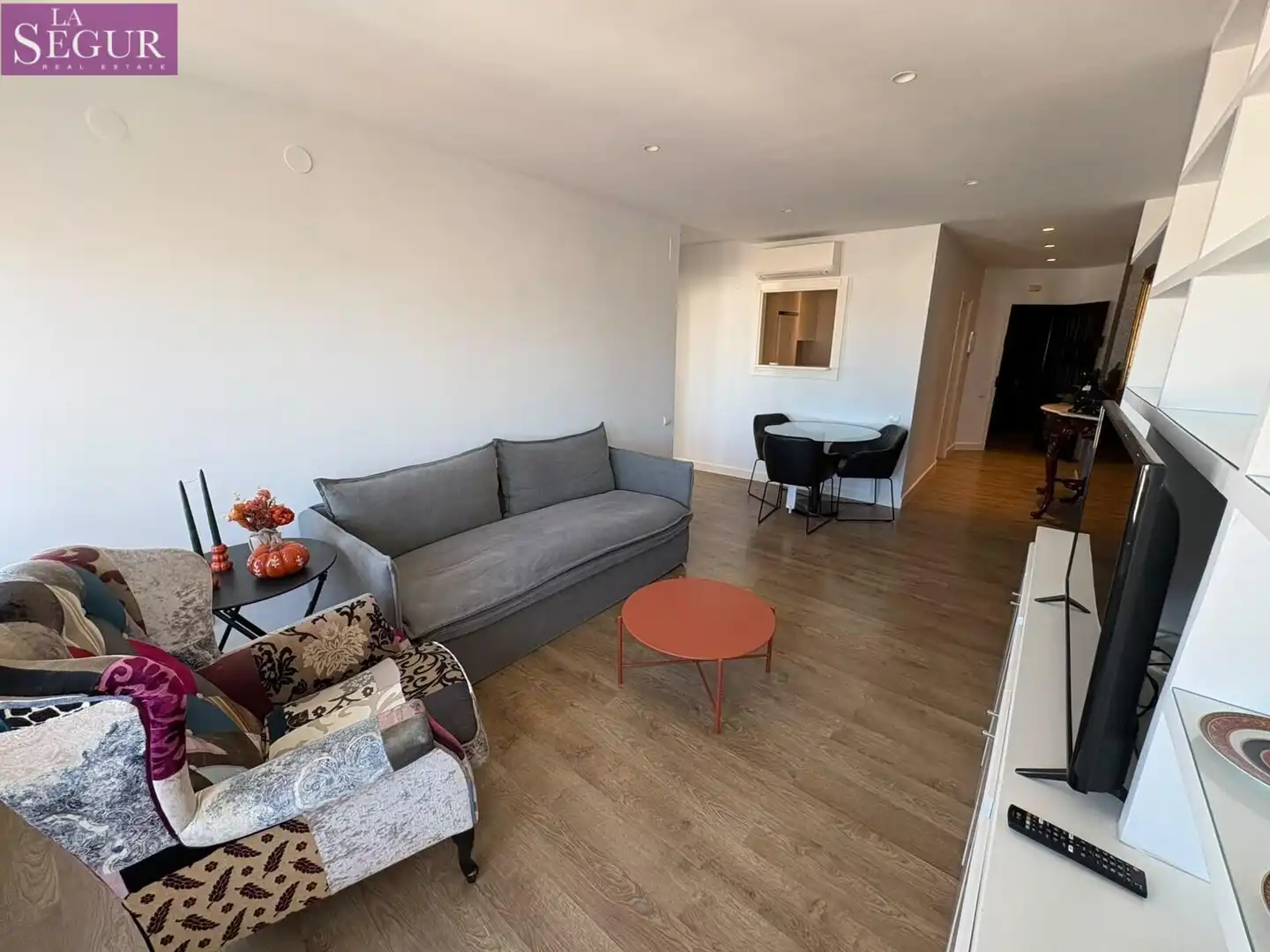 Sala de estar de Apartamento de alquiler en Cádiz con Aire acondicionado