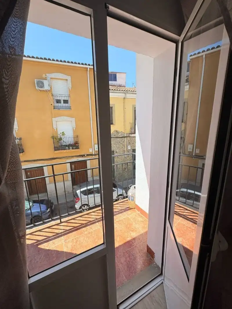 Terrasse von Wohnung zur Miete in Cáceres mit Klimaanlage, Privatgarten und Terrasse