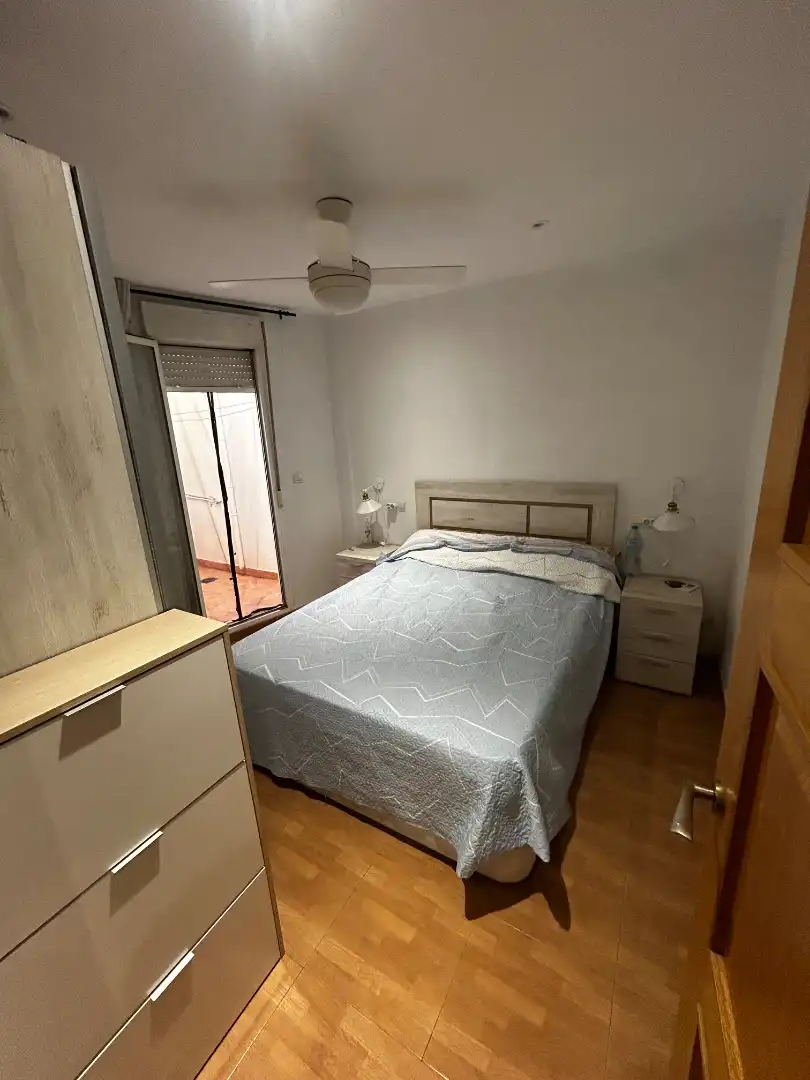 Dormitori de Pis de lloguer en Elche / Elx amb Aire condicionat, Calefacció i Parquet