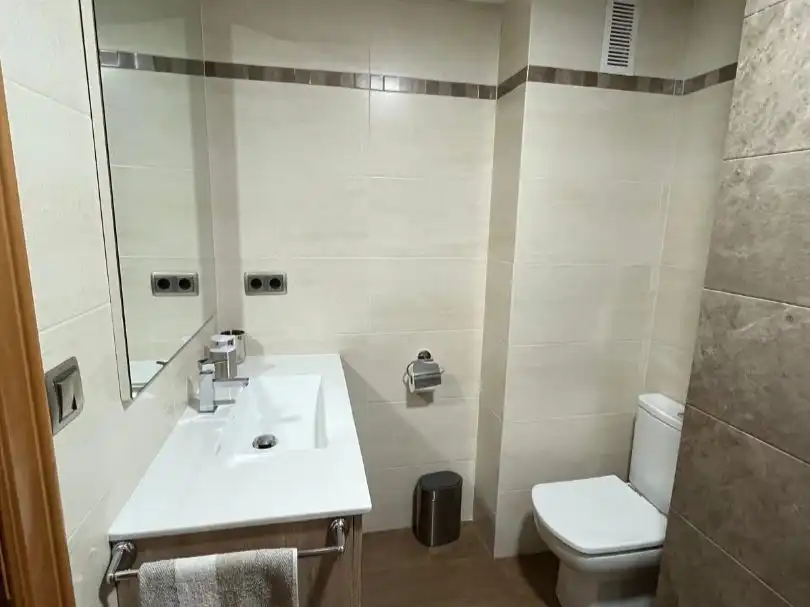 Bathroom of Flat for sale in Alcoy / Alcoi  with Air Conditioner, Terrace and Balcony