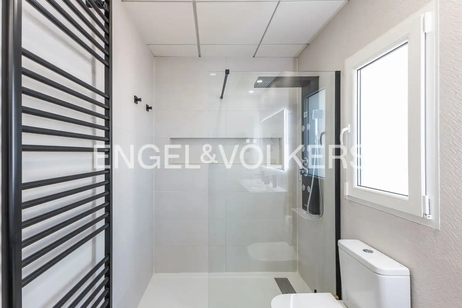 Baño de Casa o chalet en venta en Carcaixent con Aire acondicionado, Calefacción y Jardín privado
