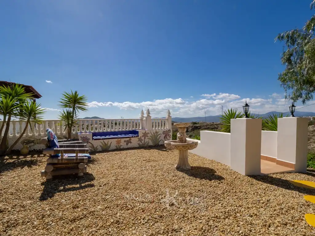 Finca rústica en venta en Albox