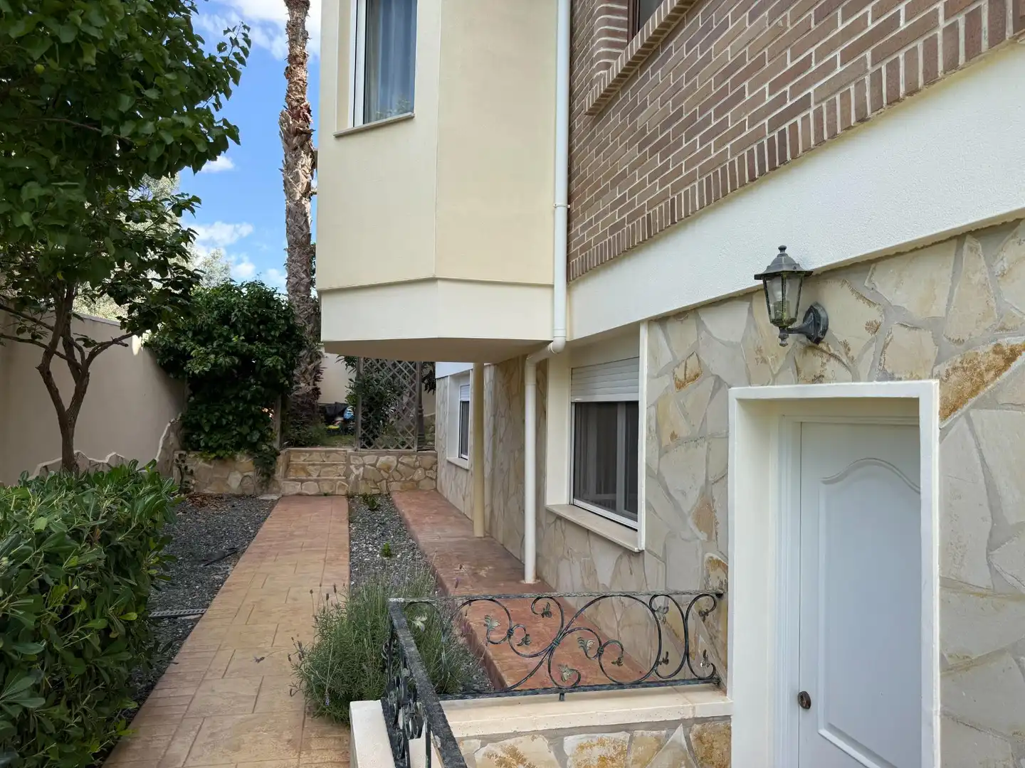 Vista exterior de Casa o chalet en venta en Rojales con Aire acondicionado, Calefacción y Jardín privado