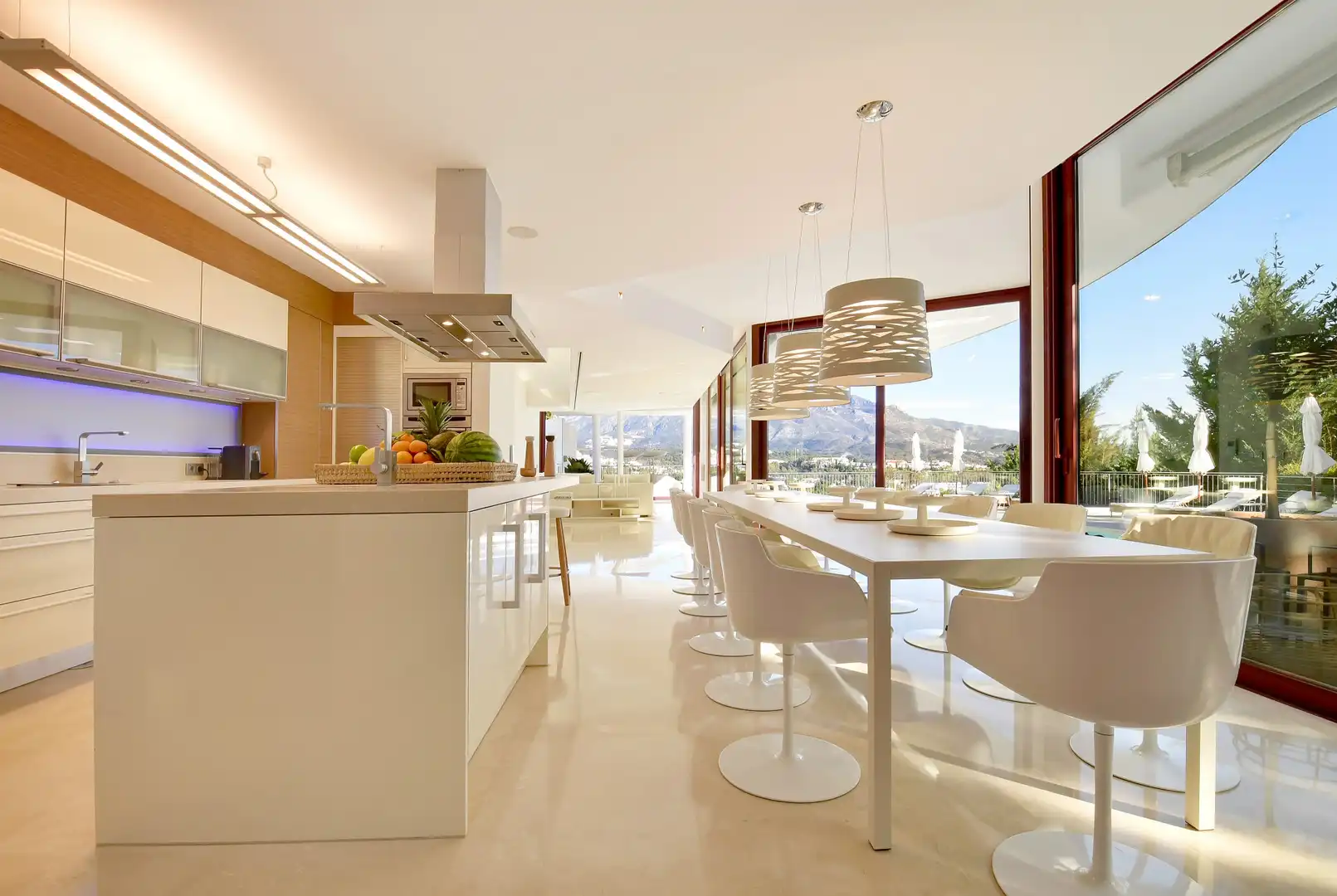 Casa amb piscina en venda a Nueva Andalucía, imagen 5