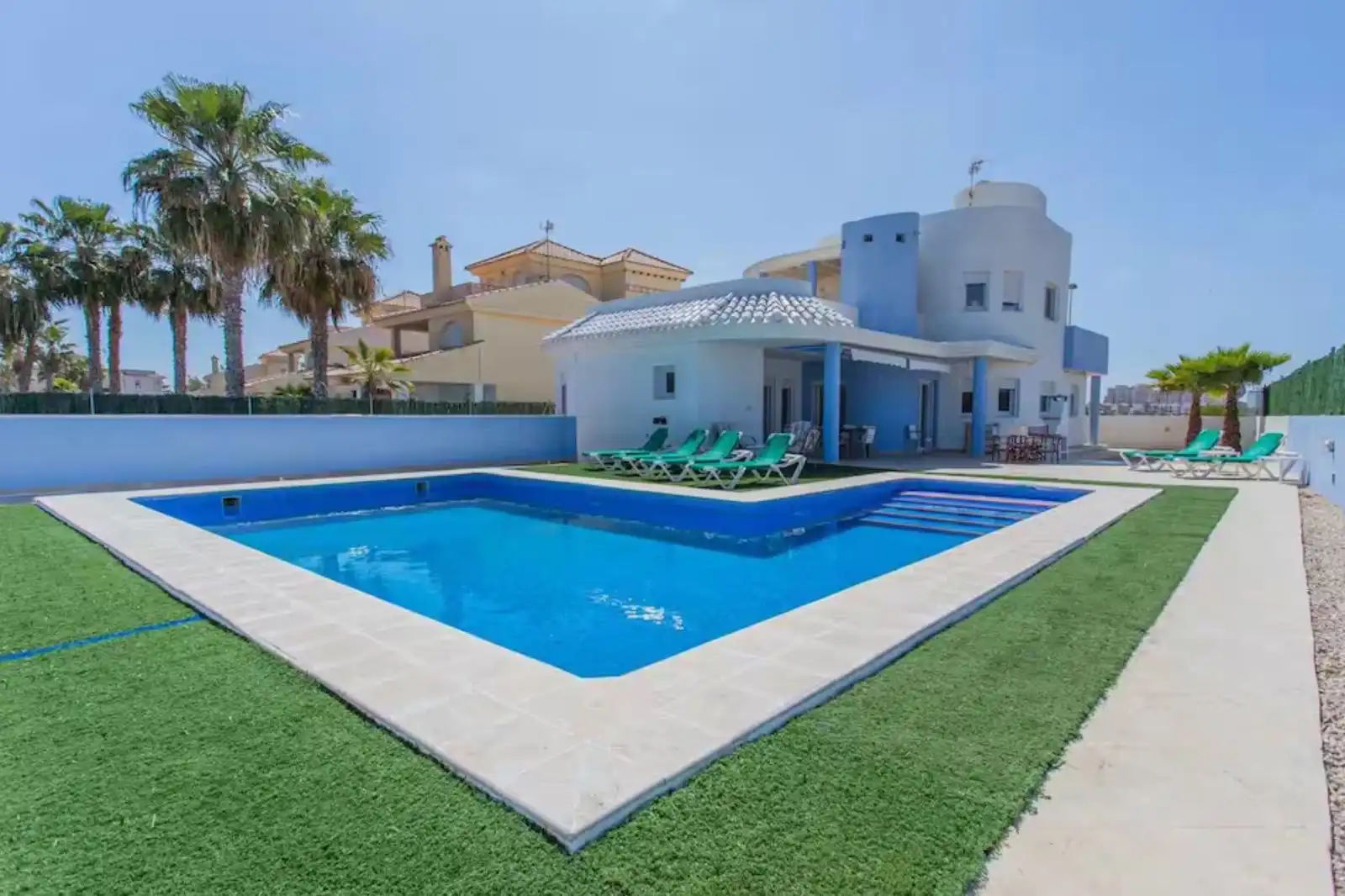 Schwimmbecken von Haus oder Chalet zur Miete in La Manga del Mar Menor mit Klimaanlage, Heizung und Terrasse