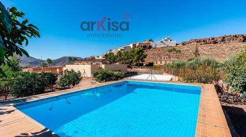 DOS VIVIENDAS INDEPENDIENTES CON PISCINA Y HUERTO EN BERJA